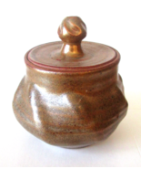 New Signed Original Artist Handmade Glazed Ceramic Pottery Bean Pot, Coo... - $542.31 MXN