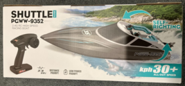 Remote Control Boat for Pools &amp; Lakes 2.4 GHZ Fast RC Boat  Ages 14+ NEW - £50.45 GBP