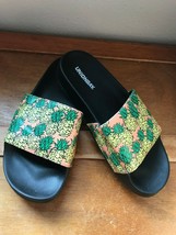 Gently Used Union Bay Black Rubber Sole w Coral &amp; Yellow Pineapple Slides Women’ - £10.35 GBP