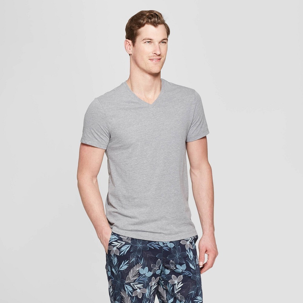 Goodfellow &amp; Co Men&#39;s Every Wear Short Sleeve V Neck Tee Shirt LARGE Cas... - $12.99