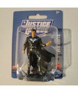 Superman 3&quot; (Black Costume) Figurine 2020 DC Justice League Mattel Mini ... - $92.27 MXN