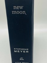 New Moon (Twilight) by Stephenie Meyer Hardcover Book 2006 - $9.78