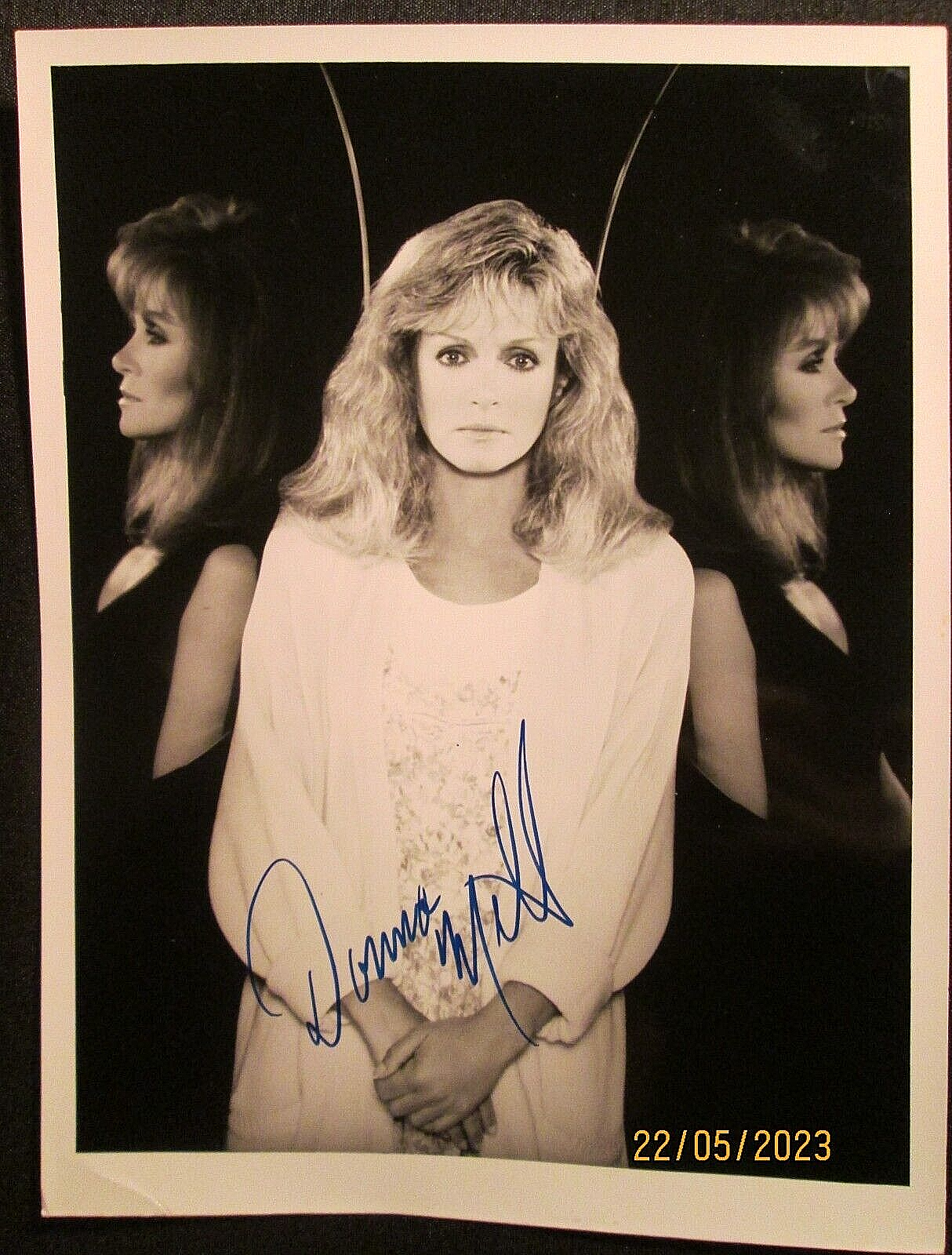 DONNA MILLS : (KNOTS LANDINHG) ORIG, AUTOGRAPH CLASSIC TV STAR :70.SS - $123.75