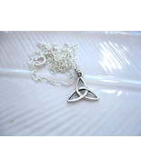 Handmade Sterling Silver Celtic Knot Trinity Triquetra Charm Necklace Pe... - £18.82 GBP