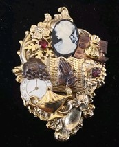 Scripture Wear Brooch Cameo Gold Tone Praying Hands Bible 2.5&#39;&#39; - $23.22