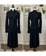 Vintage 70s St John 2pc Pleated Skirt Suit Set Santana Knit Black  4 - $374.60 CAD