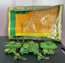 Payton Armored Division Toys Soldiers Set packaging Tanks Jeep Rare - £109.50 GBP