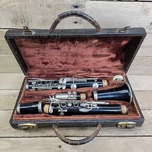 VTG The Regent Clarinet w/ Case - $49.45
