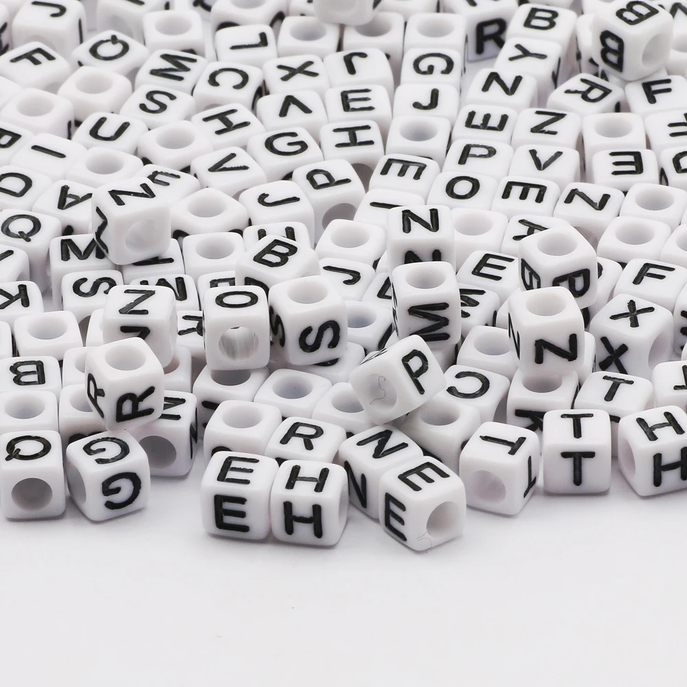 Play 100-500pcs Square White and Black Mixed Letter Acrylic A Cube Loose SpA Alp - £23.32 GBP