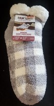 Muk luks Ladies 2 Pair Pink &amp; Gray Short Cabin Socks one size fits most 6-10 New - £8.70 GBP