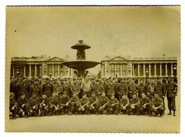 Army Group Photo Paris France Place de la Concorde 1940&#39;s - £19.47 GBP