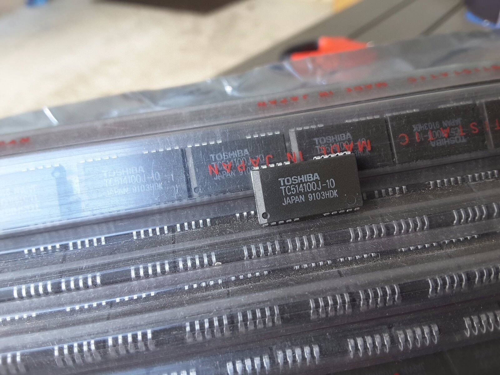 (5 pcs ) TC514100J-10 TOSHIBA DRAM IC Fast Page 4M x 1 26 Pin RARE NEW $9 - $8.91
