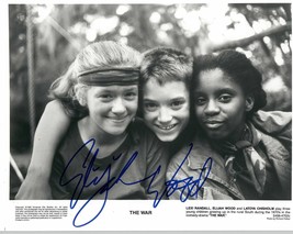 Elijah Wood Signed Autographed Glossy 8x10 Photo - $39.99