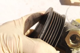 1998-2000 MERCEDES-BENZ SLK230 R170 POWER STEERING PUMP MODULE W/ PULLEY K2827 image 3