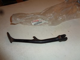 1985-86 Yamaha XJ700 Maxim Kick Side Stand Kickstand 1UF-27311-00-R4 - $319.00 MXN
