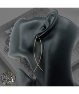 Womens Gold Tone Fish Shaped Simple Wire Hook Earrings Lightweight Alloy... - $13.17 CAD