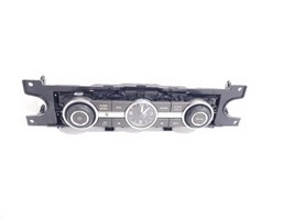 Radio Control With Clock PN ah22-18c585-bf OEM 2013 Rover Sport - $19.79