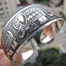 Vintage Style Tibetan Silver Plated Elephant Bangle Bracelet Boho Cuff Tribal - £7.93 GBP