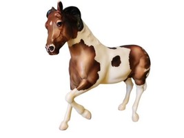 Breyer Stallion Horse Paint Pinto Chestnut Standing One Leg Up #18299 - £12.57 GBP