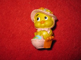 1979 W. Berrie Easter Figure: 2&quot; Duckling - £3.99 GBP