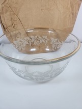 Bartlett Collins White Grape Leaf Gold Rim 8&quot; Mixing Bowl - $14.01