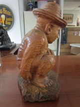 Wood Hand Carved Sculpture Hispanic Artist, Signed &quot;Mm&quot;, Pooping Man - £79.13 GBP