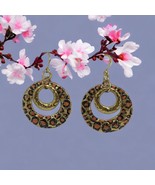 fashion antiques Gold Tone Enameled Leopard Dangle Hoop Earrings - $193.05 MXN