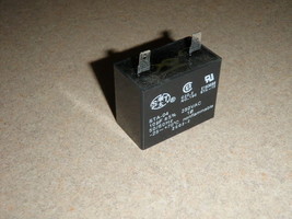 An item in the Home & Garden category: Run Capacitor for Motor in Williams Sonoma Model WS0401 Bread Maker Machine