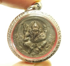 LORD GANESHA 2 SIDES PENDANT HINDU GOD OF SUCCESS GANAPATI GANESH DEITY ... - £39.68 GBP