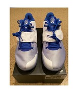 Nike Kyrie Flytrap III Men’s Basketball Shoes White/Varsity Royal Size 12.5 - $1,863.81 MXN