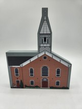 Hometowne Collectibles Zion Lutheran Church Leola, PA - 1996 - $6.44