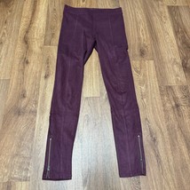 Express Women Faux Suede Wine Red Pull On Legging Pants Ankle Zip Size XS - $9.90
