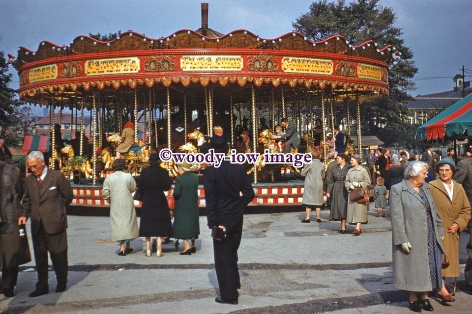 pu1942 - The Merry-go-Round at Nottingham Goose Fair Oct.1958 - print 6x4 - $2.95