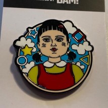 Squid Games Doll Red Light Green Netflix Bam! Geek Box Enamel Pin LE New - £10.70 GBP