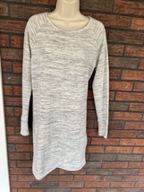 Maurice&#39;s Sweatshirt Dress Small Long Sleeve Thumb Holes Shift Gray White - £6.06 GBP