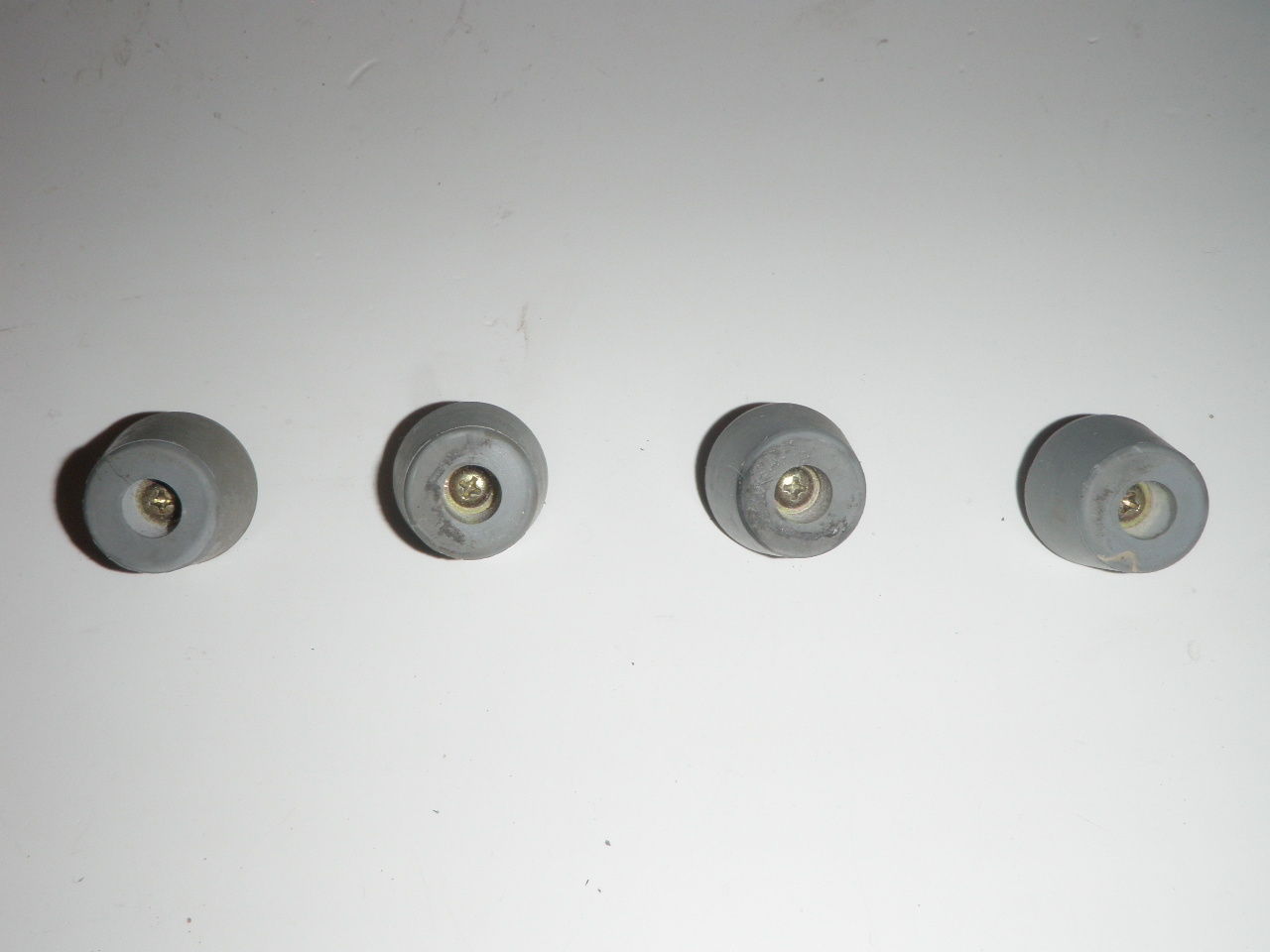 Toastmaster Bread Machine Feet 1155, 1157 Parts - $7.83