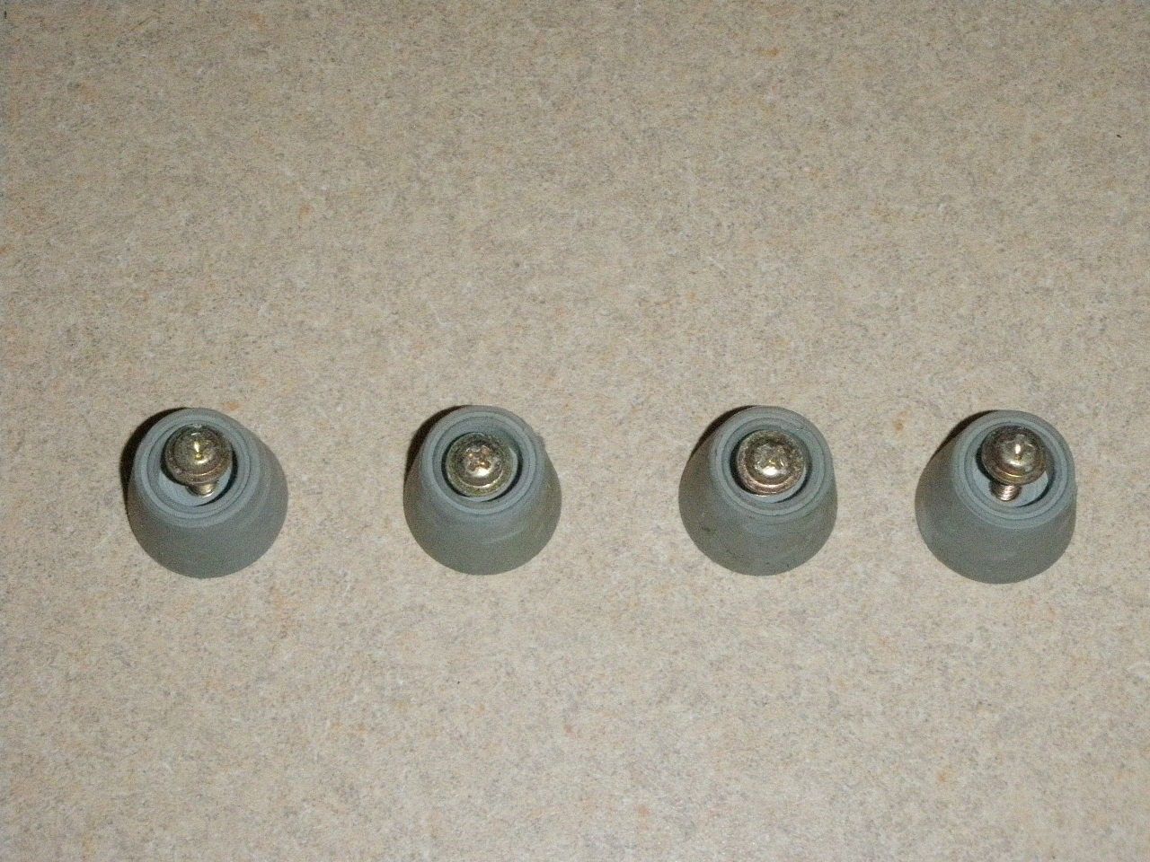Maxim bread machine Feet Model BB-4 Parts - $6.85