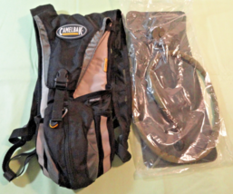 ROGUE CAMELBAK HYDRATION SYSTEM BACKPACK GRAY/BLACK &amp; NEW 2.5L BLADDER S... - $29.30