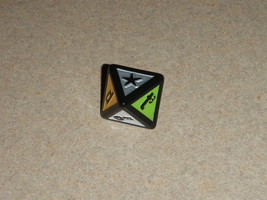 One 8 Sided Dice Game Piece For The Scene IT? The Premier Movie Board Game - $7.83