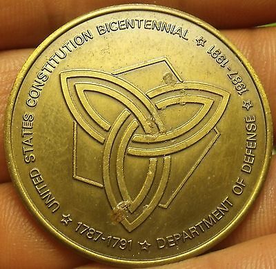 Departmant Of Defense Constitution Bicentennial Medallion~39.2mm~Free Shipping - £8.59 GBP