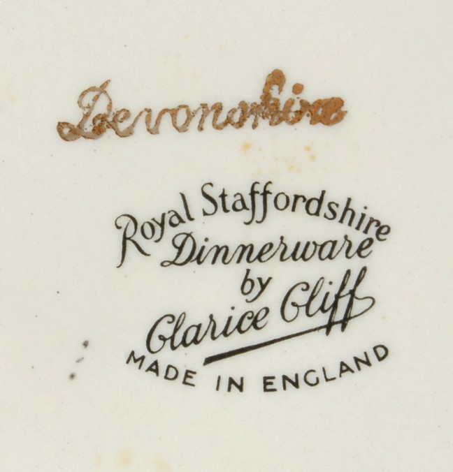 Royal Staffordshire Devonshire Bread Plate Dinnerware by Clarice Cliff Rosebuds Item image 2