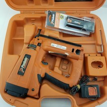 Paslode 902000  16 gauge Straight Finish Nailer  New Battery TESTED - $176.27