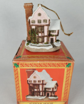 New In Box Vintage David Winter Cottages “Suffolk House” Christmas Ornament - £6.05 GBP