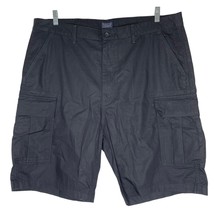 Levi’s Gray Cargo Pocket Hiking 10” Shorts Size 40 Men’s - $16.00