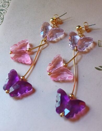 Avon 1993 Pink Lavender Purple Carved Lucite Butterfly Dangle post Earrings  - $19.99