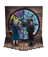 Mezco - Wednesday - 5 Points - Wednesday & Enid Boxed Set - €43,30 EUR Mezco - Wednesday - 5 Points - Wednesday & Enid Boxed Set - €43,30 EUR