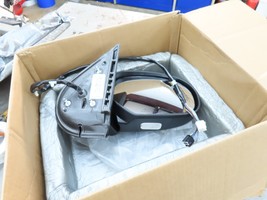 GM 25782166 Side View Mirror Assembly Passenger RH Chrome Cap General Mo... - $479.98