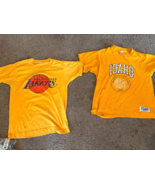 VTG RARE LOT of 2 90s 80&#39;S T-shirt LA Lakers University Idaho Yellow Sma... - $523.19 MXN