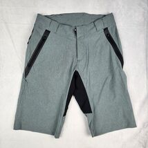 Race Face Shorts Mens Medium Gray Cycling Motorcross Riding Zip Pocket 3... - $30.46