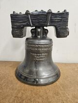 Vintage 1969 Michter’s Liberty Bell Whiskey Decanter Ceramic - €15,24 EUR